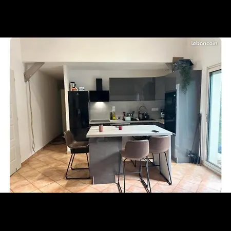 Maison Mitoyenne 펜션